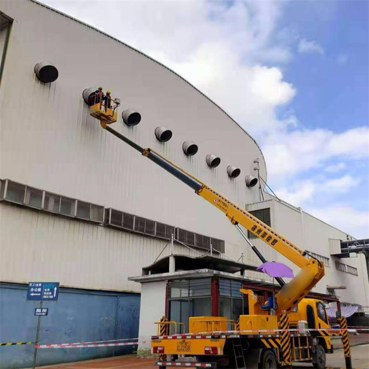 石首高空作业车出租服务：专业广告牌安装解决方案