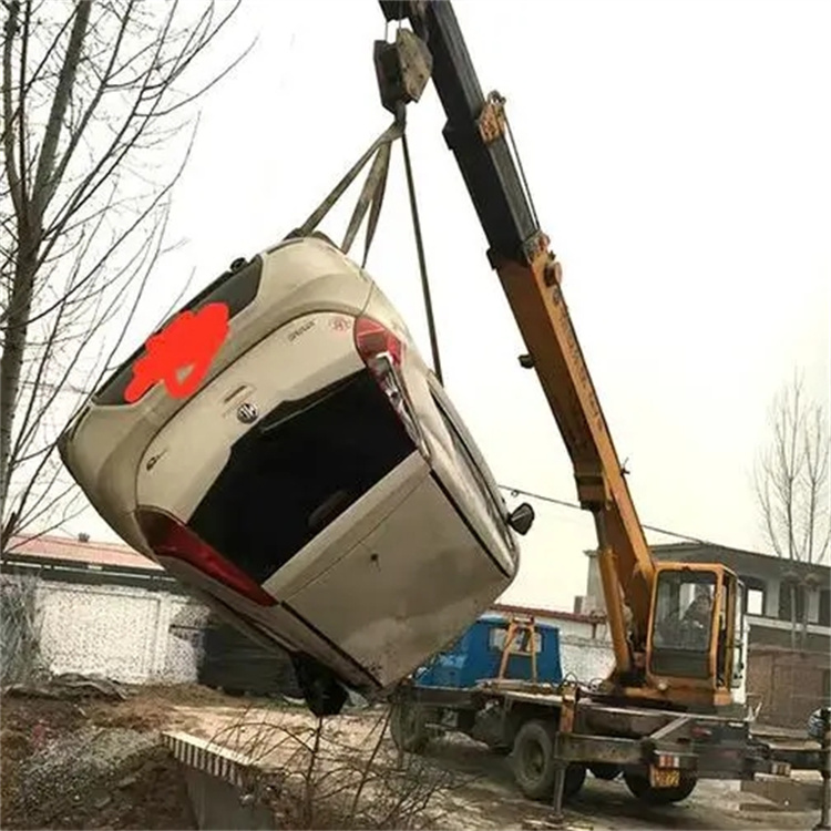 石首随时待命，吊车24小时道路救援服务全解析